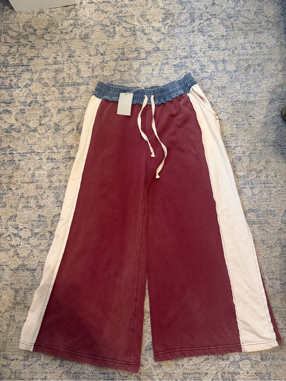 NWT ee:some Wide-Leg Sweatpants in Burgundy with Cream Panels and Blue Waistband